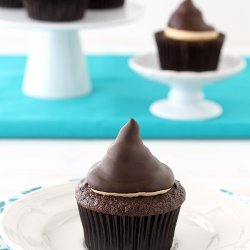 Chocolate Hi-Hats (Cupcakes)