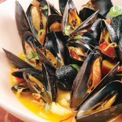Mussels With Tomatoes, Basil and Saffron