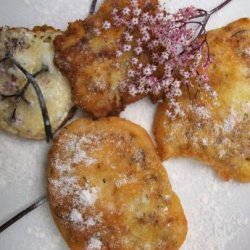 Beignets á La Fleur De Sureau - Elderflower Fritters
