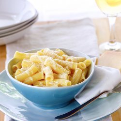 Rigatoni With Four Cheeses