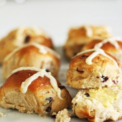 Hot Cross Buns With Dried Cranberries