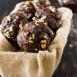 Banana Muffins With Chocolate and Ginger