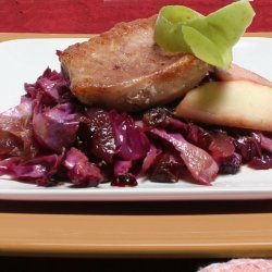 Pork Chops With Cabbage and Apple