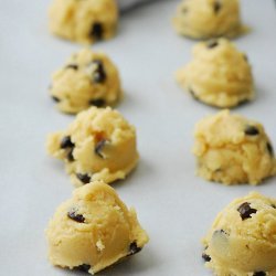 Low(Er) Carb Chocolate Chip Cookies