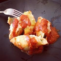 Cheese and Bacon-Stuffed Pasta Shells