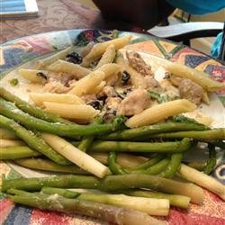 Chicken Asparagus Pasta with Cream Sauce