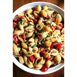 Pasta Salad With Roasted Tomatoes and Peppers