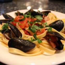 Fettuccine With Mussels