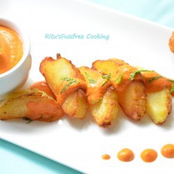 Potato Wedges With a Red Pepper Dip