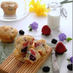 Buttermilk Berry Muffins