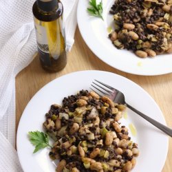 Garlicky Cannellini Beans