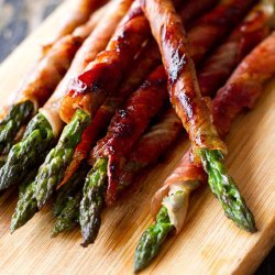Asparagus and Prosciutto Wraps!