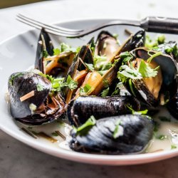 Mussels With Lemongrass