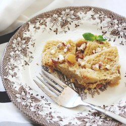 Bread Pudding with Apples