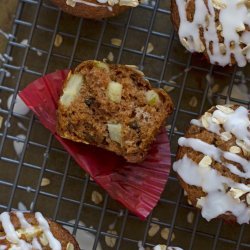 Healthy Apple Spice Muffins