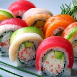 Rainbow Kiwi Roll - Sushi