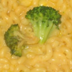 Cheddar Broccoli Noodles