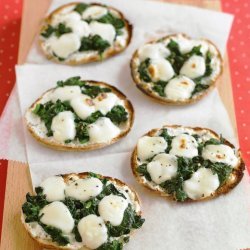 Mini Spinach and Cheese Pizzas
