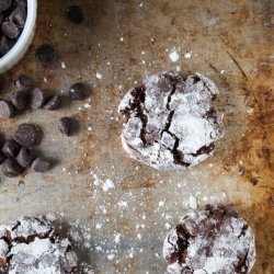 Vegan Chocolate Crinkle Cookies