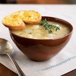 Golden Potato-Leek Soup