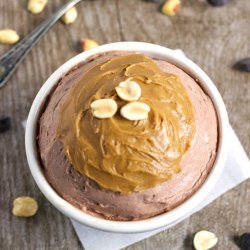 Low Carb Peanut Butter Cheesecake