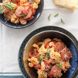 Chicken and Pasta With Red Peppers