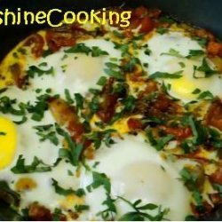 Solar Cooked Algerian Chakchouka With Eggs