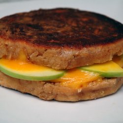 Grilled Apple and Cheddar Sandwich
