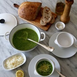 Kale and Chickpea Soup