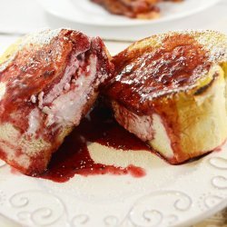 Berry Stuffed French Toasts