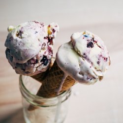 Blueberry-Swirl Ice Cream
