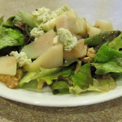 Salad: Pear, Walnut and Blue Cheese