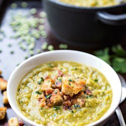 Split Pea Soup With Croutons