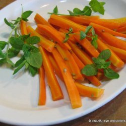 Pickled Carrots With Mint