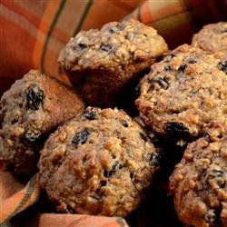 Caramelized Oatmeal Raisin Muffins