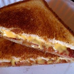 Elvis' Grilled Cheese Sandwich