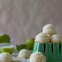 Coconut and Lime Macaroons