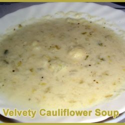Low-Fat Velvety Cauliflower Soup (Kosher-Dairy)