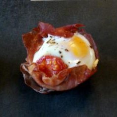 Prosciutto Wrapped Egg Cups