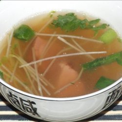 Roast Duck and Crabmeat Soup With Tapioca (Geng Jeut Saku)