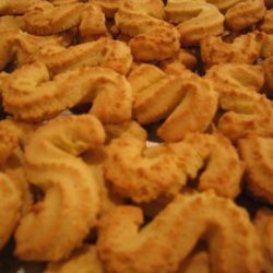 Portugese Spikes of Corn Cookies (Espigas De Milho)