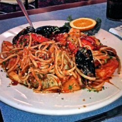 Linguine with red clam sauce