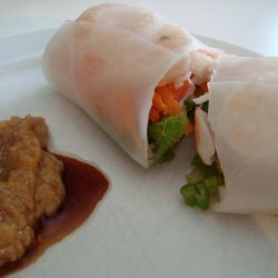 Fresh Spring Rolls With Dipping Sauce