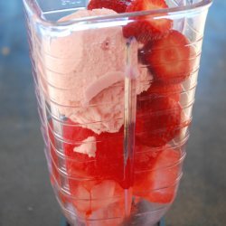 Easy Strawberry Smoothies