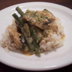 Chicken and Green Beans in Red Curry
