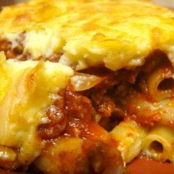 Pastitsio – Greek Baked Ziti/Lasagna