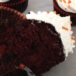 Devil's Food Cupcakes With Marshmallow Frosting