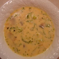 Creamy Broccoli Mushroom Soup