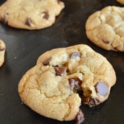 Big and Chewy Chocolate Chip Cookies
