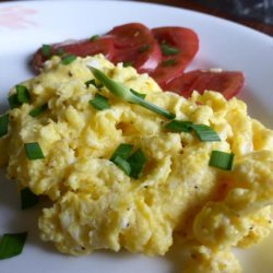 Scrambled Eggs With Coconut Oil